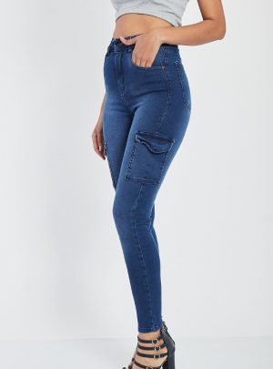 Jean cargo azul chupin tiro alto. Inquieta CH599
