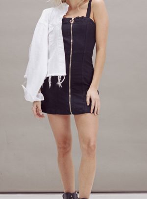 Vestido de jean negro cierre Elastizado. Inquieta VE101