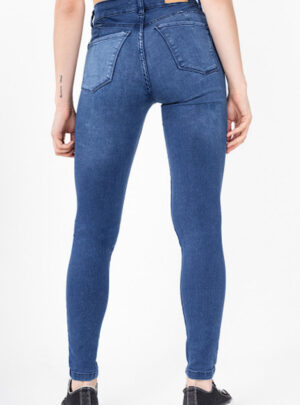 Jean mujer chupin costura azul tiro alto Inquieta